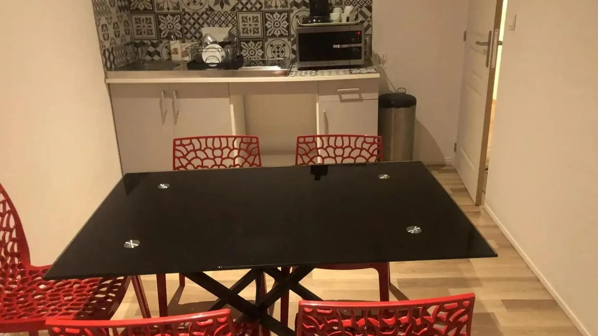 Apartment Appartement Spacieux A Saint Eloy Les Mines 55 M² Pour 6 Personnes